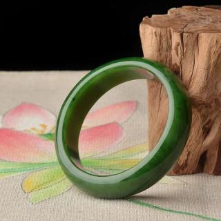 和田玉手镯怎么选?颜色,材质了解一下